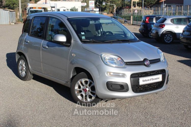 Fiat Panda 1.2L 70CV BTE 5VT FINITION HAUT DE GAMME LOUNGE/BUSINESS 5 PT 2017 1ER MAIN GARANTIE SECURITE - <small></small> 7.790 € <small>TTC</small> - #51