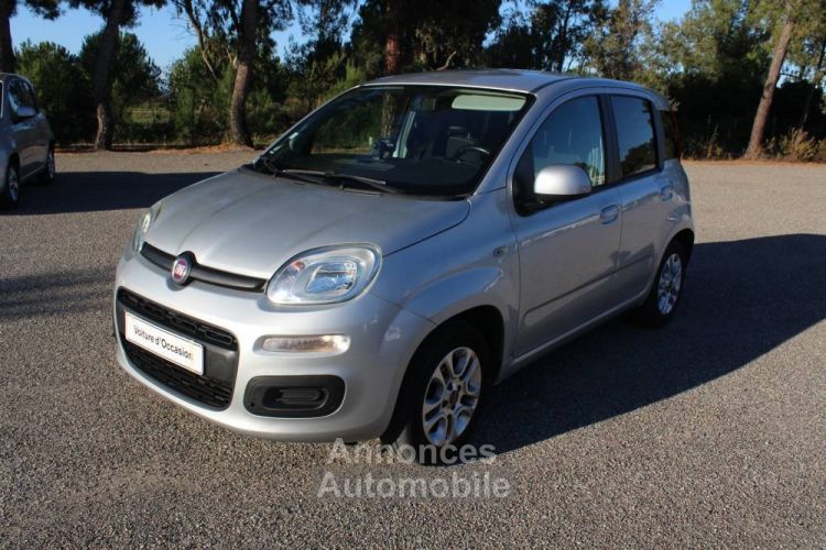 Fiat Panda 1.2L 70CV BTE 5VT FINITION HAUT DE GAMME LOUNGE/BUSINESS 5 PT 2017 1ER MAIN GARANTIE SECURITE - <small></small> 7.790 € <small>TTC</small> - #52