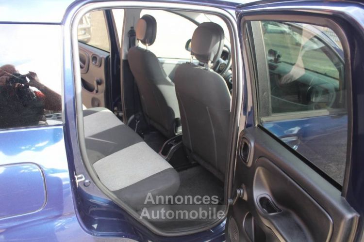 Fiat Panda 1.2L ES 70CV BTE 5VT PACK HAUT DE GAMME LOUNGE/BUSINESS 5 PORTES/5 PLACES 2017 ETAT PARFAIT GT - <small></small> 6.990 € <small>TTC</small> - #28