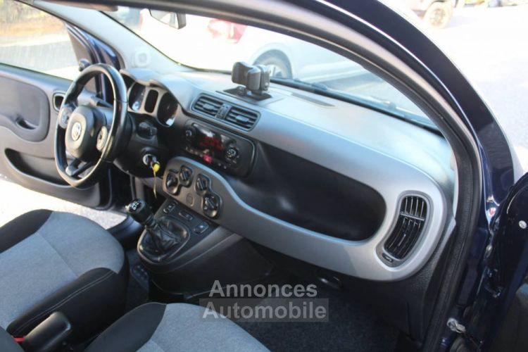 Fiat Panda III 1.2L 70CV BTE 5VT FINITION HAUT DE GAMME LOUNGE 5 PORTES 2017 GARANTIE 6 MOIS MOTEUR/BOITE - <small></small> 6.990 € <small>TTC</small> - #14