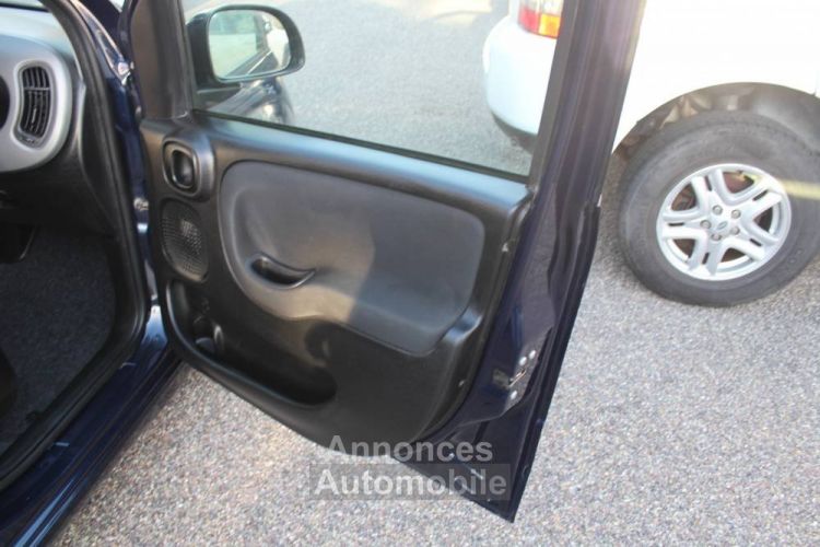 Fiat Panda III 1.2L 70CV BTE 5VT FINITION HAUT DE GAMME LOUNGE 5 PORTES 2017 GARANTIE 6 MOIS MOTEUR/BOITE - <small></small> 6.990 € <small>TTC</small> - #15