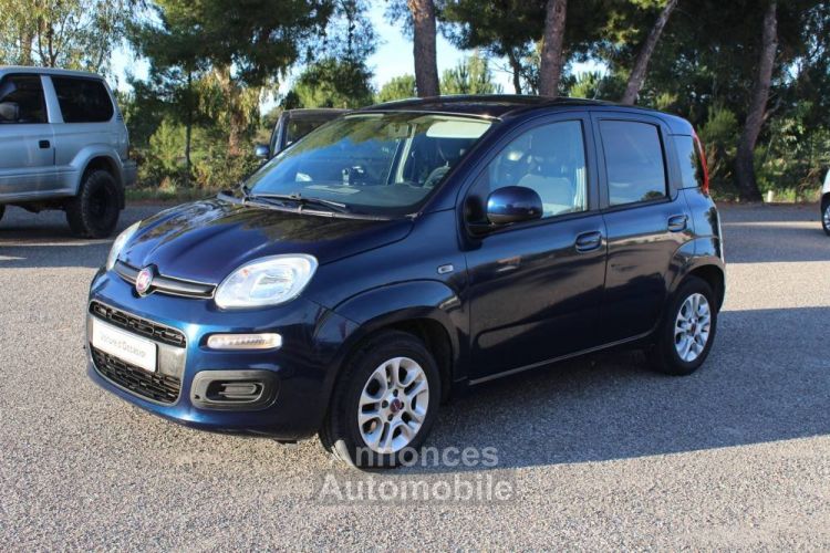 Fiat Panda III 1.2L 70CV BTE 5VT FINITION HAUT DE GAMME LOUNGE 5 PORTES 2017 GARANTIE 6 MOIS MOTEUR/BOITE - <small></small> 6.990 € <small>TTC</small> - #48