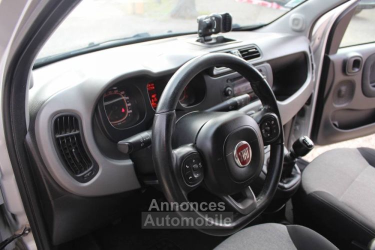 Fiat Panda III 1,2L 70CV BTE 5VT FINITION HAUT DE GAMME LOUNGE/BUSINESS 1ER MAIN 5 PT 2017 GARANTIE 6 MOI - <small></small> 7.990 € <small>TTC</small> - #22