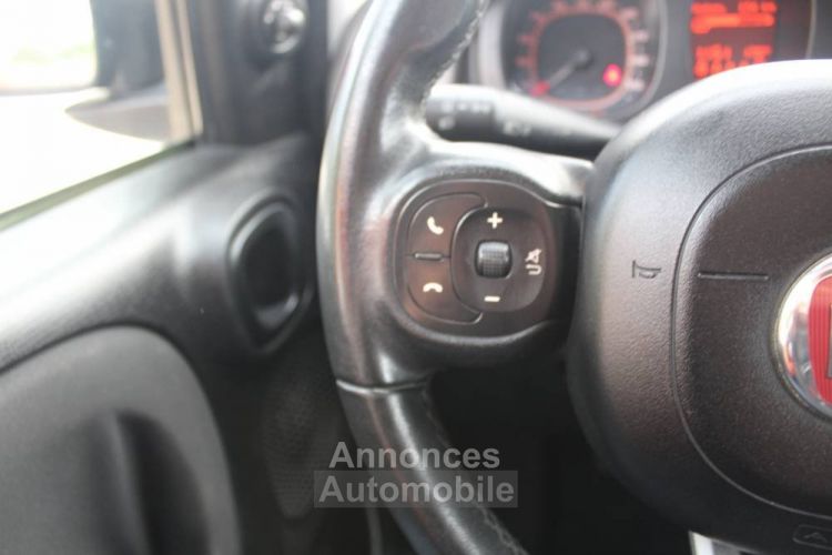 Fiat Panda III 1,2L 70CV BTE 5VT FINITION HAUT DE GAMME LOUNGE/BUSINESS 1ER MAIN 5 PT 2017 GARANTIE 6 MOI - <small></small> 7.990 € <small>TTC</small> - #26