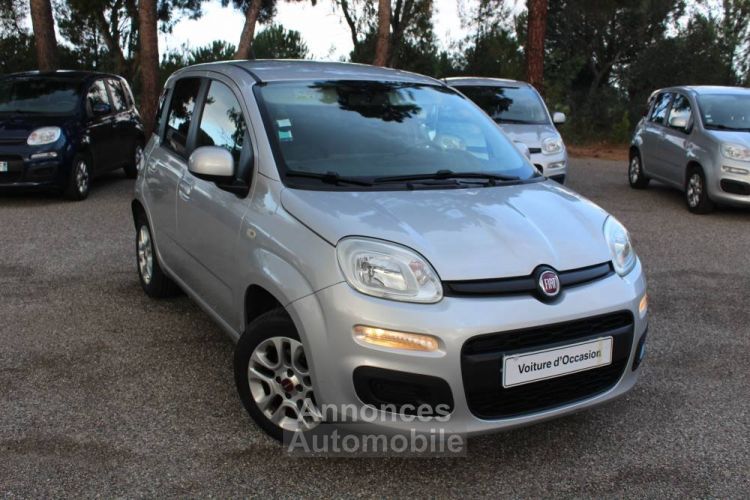 Fiat Panda III 1,2L 70CV BTE 5VT FINITION HAUT DE GAMME LOUNGE/BUSINESS 1ER MAIN 5 PT 2017 GARANTIE 6 MOI - <small></small> 7.990 € <small>TTC</small> - #52