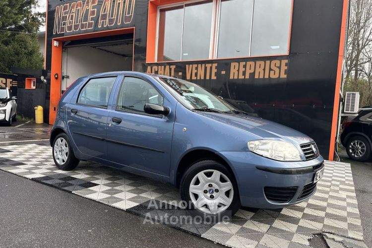 Fiat Punto 1.2 8V 60CH CULT 5P - <small></small> 2.990 € <small>TTC</small> - #1