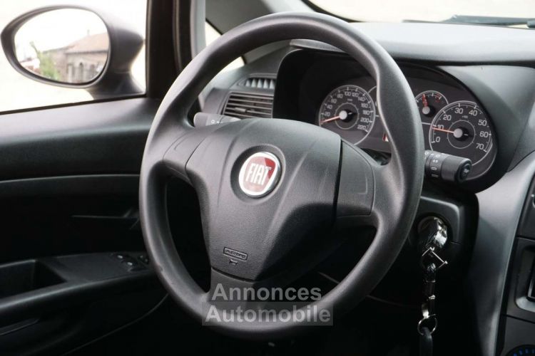 Fiat Punto 1.2i GARANTIE 12 MOIS-CONTROLE TECHNIQUE-2030 LEZ! - <small></small> 3.990 € <small>TTC</small> - #18