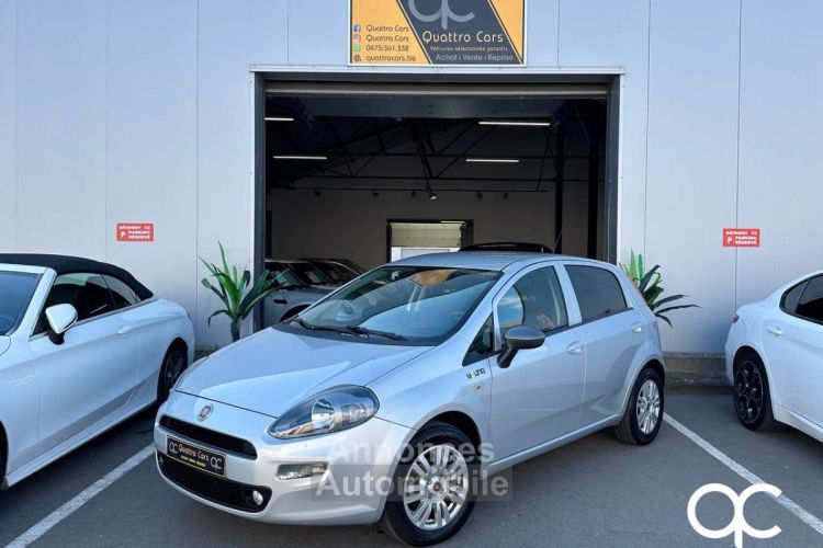 Fiat Punto 1.4i 77CH YOUNG GPS BLUETOOT CLIM 1ER PROPRIO - <small></small> 7.990 € <small>TTC</small> - #2