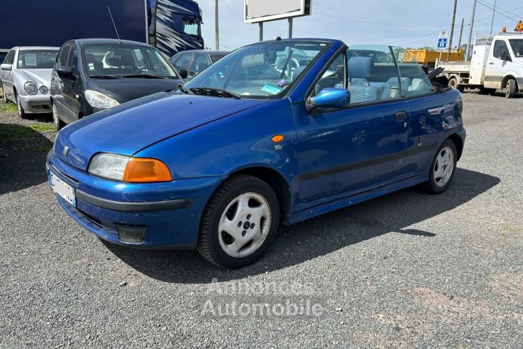 Fiat Punto CABRIO 1.2 l 16V 85 cv pour restauration ou pièces - <small></small> 600 € <small></small> - #1