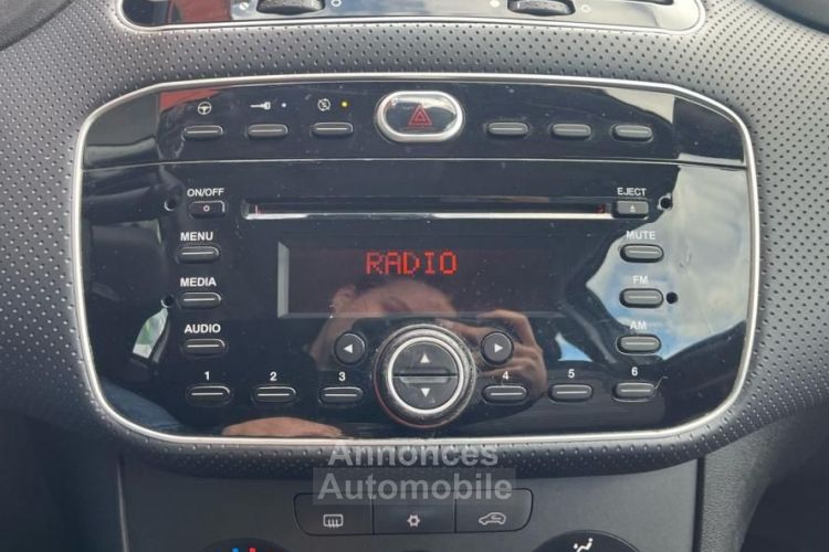 Fiat Punto Evo 1.2 70ch DYNAMIC START-STOP - <small></small> 4.790 € <small>TTC</small> - #18