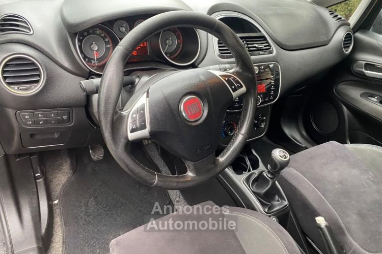 Fiat Punto Evo 1.2 70CH DYNAMIC START-STOP - <small></small> 5.490 € <small>TTC</small> - #14