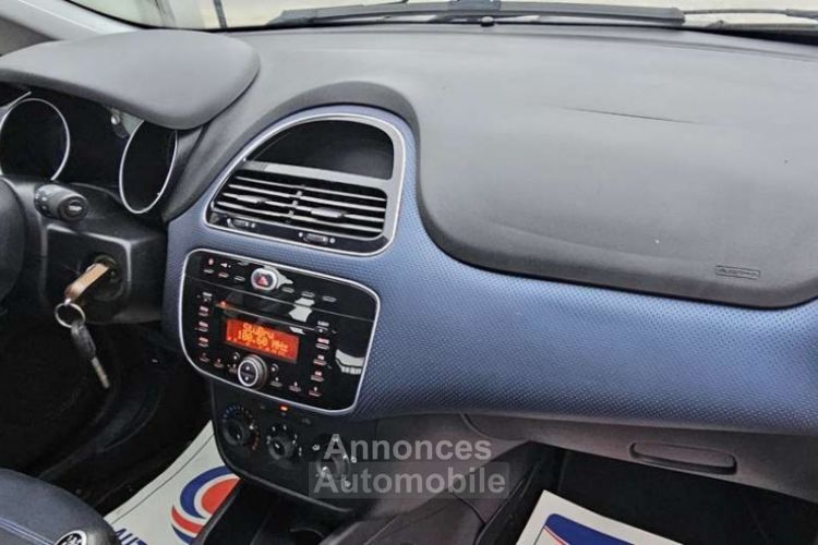 Fiat Punto Evo 1.3 MultiJet Dynamic Clim Garantie - <small></small> 3.950 € <small>TTC</small> - #12