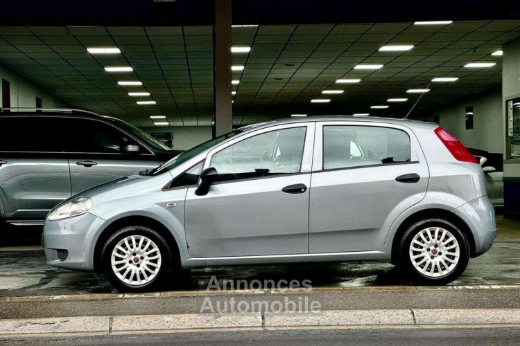 Fiat Punto GRANDE 1.3 Multijet Actual 5 PORTES - <small></small> 3.990 € <small>TTC</small> - #4