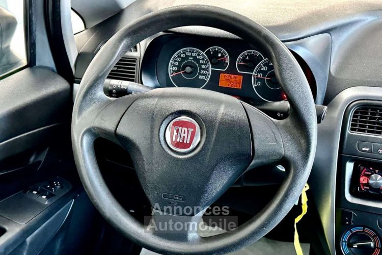 Fiat Punto GRANDE 1.3 Multijet Actual 5 PORTES - <small></small> 3.790 € <small>TTC</small> - #13