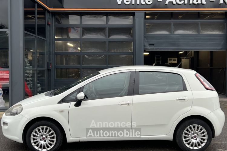 Fiat Punto III (3) 1.2 69 Cv 5 PORTES CLIMATISATION BLUETOOTH CRIT AIR 1 - GARANTIE 1 AN - <small></small> 5.970 € <small>TTC</small> - #6