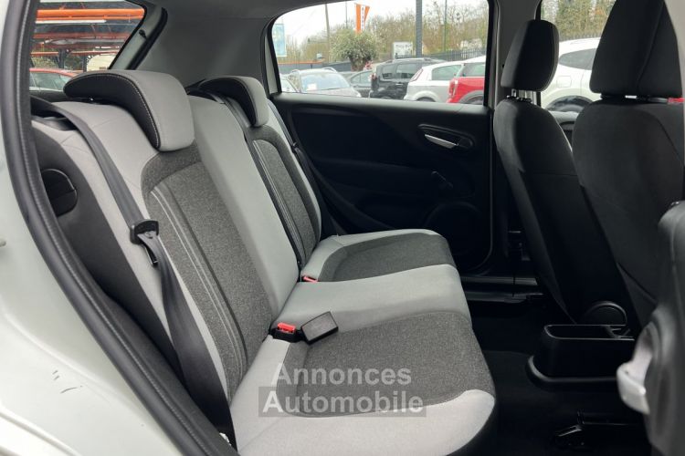 Fiat Punto III (3) 1.2 69 Cv 5 PORTES CLIMATISATION BLUETOOTH CRIT AIR 1 - GARANTIE 1 AN - <small></small> 5.970 € <small>TTC</small> - #17