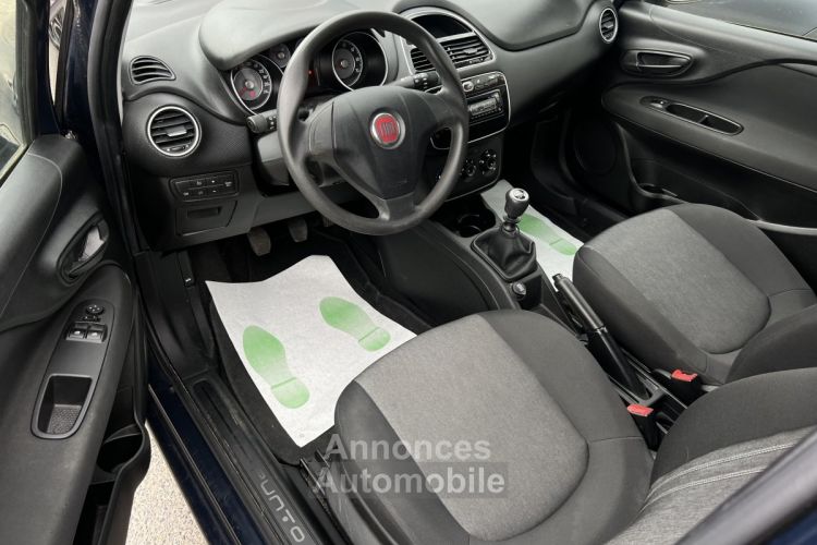 Fiat Punto III PHASE 3 1.2 69 Cv 5 PLACES / CLIMATISATION 59 700 Kms CRIT AIR 1 - GARANTIE 1 AN - <small></small> 6.470 € <small>TTC</small> - #6