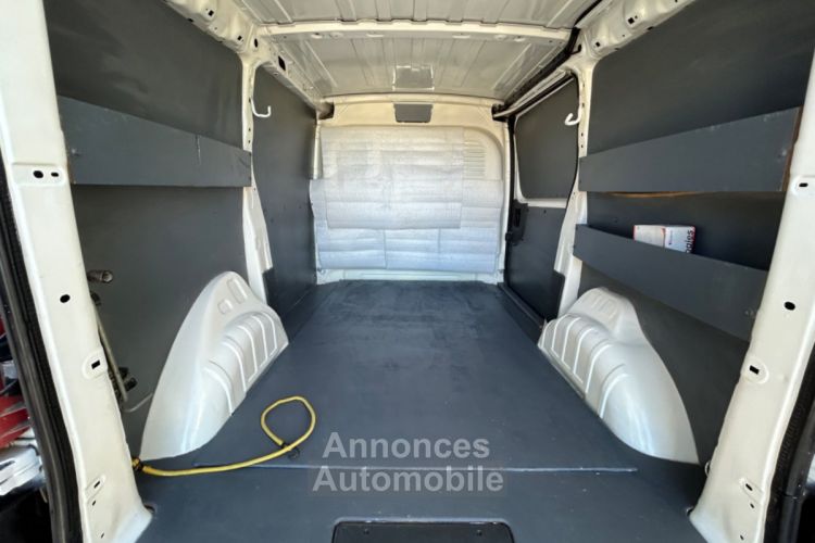 Fiat Scudo FOURGON LH1 2.0 MULTIJET 128 / 1ÈRE MAIN / TVA RÉCUPÉRABLE / HISTORIQUE D'ENTRETIEN COMPLET - <small></small> 8.890 € <small>TTC</small> - #14