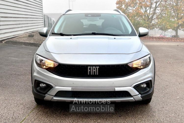 Fiat Tipo CROSS 1.6 MULTIJET 130CH GRIS METAL - <small></small> 20.720 € <small>TTC</small> - #2