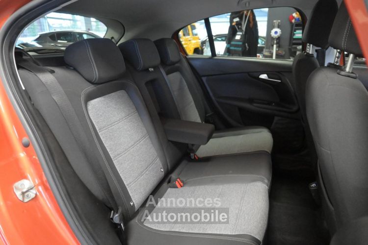 Fiat Tipo CROSS 5 PORTES 1.6 Multijet 130 ch S&S Plus - <small></small> 12.988 € <small>TTC</small> - #20