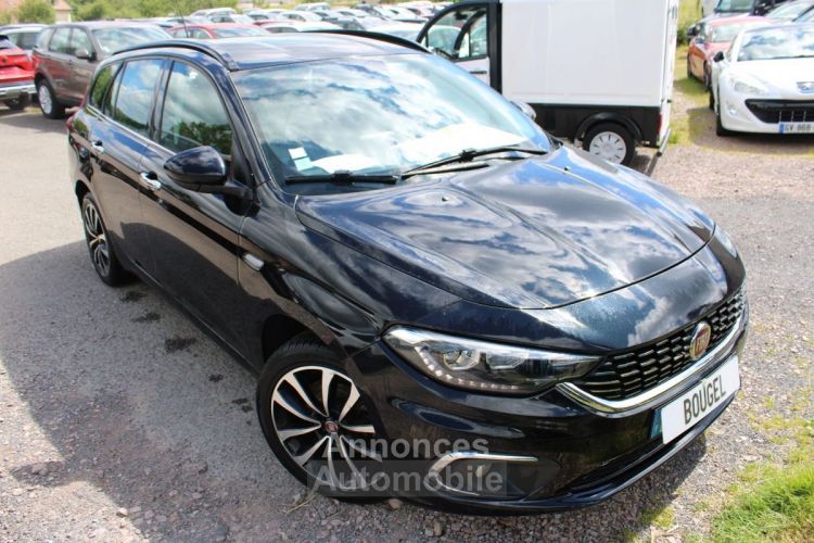 Fiat Tipo SW LOUNGE JTD 120 CV ÉCRAN TACTILE USB JA 17 U-CONNECT RADAR RÉGULATEUR BLUETOOTH - <small></small> 13.500 € <small>TTC</small> - #1