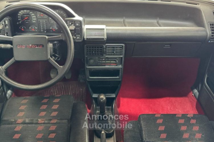 Fiat Uno TURBO IE JANTES ABARTH FRANÇAISE - <small></small> 11.990 € <small>TTC</small> - #9