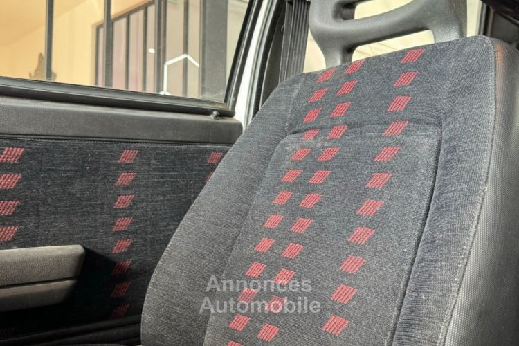 Fiat Uno TURBO IE JANTES ABARTH FRANÇAISE - <small></small> 11.990 € <small>TTC</small> - #21