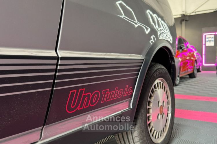 Fiat Uno TURBO IE JANTES ABARTH FRANÇAISE - <small></small> 11.990 € <small>TTC</small> - #30