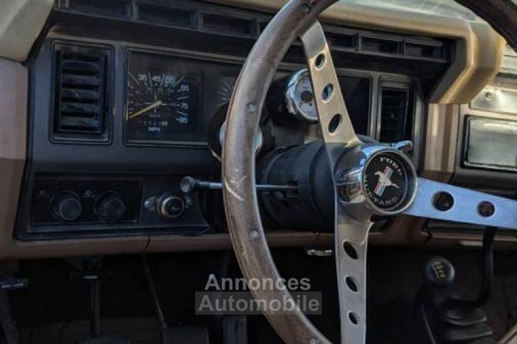 Ford Bronco 4x4  - <small></small> 17.000 € <small>TTC</small> - #8