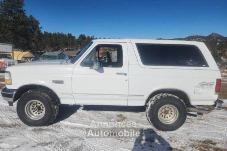 Ford Bronco 4x4 - <small></small> 17.000 € <small>TTC</small> - #2