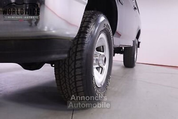 Ford Bronco Custom  - <small></small> 30.700 € <small>TTC</small> - #11