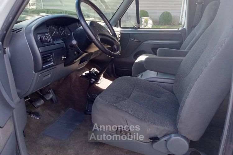 Ford Bronco xlt 5.0 stick-shift  - <small></small> 37.000 € <small>TTC</small> - #10