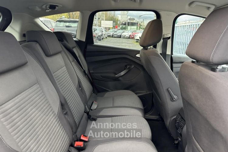 Ford C-Max 1.0 EcoBoost - 125 S&S Titanium Gps + Clim - <small></small> 12.990 € <small>TTC</small> - #32