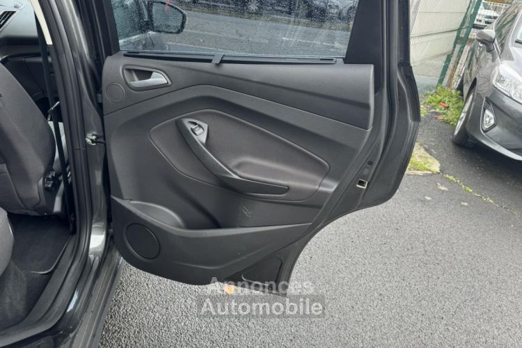 Ford C-Max 1.5 TDCi - 120 S&S Titanium Gps + Camera AR + Clim + Attelage - <small></small> 12.990 € <small>TTC</small> - #13