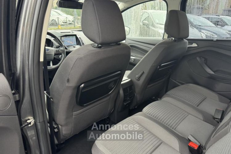 Ford C-Max 1.5 TDCi - 120 S&S Titanium Gps + Camera AR + Clim + Attelage - <small></small> 12.990 € <small>TTC</small> - #21