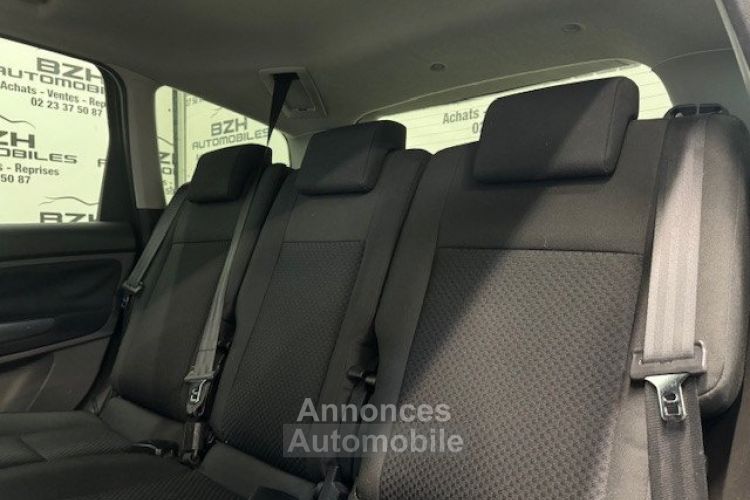 Ford C-Max 1.6 TDCI 90CH TITANIUM * CLIM / REGUL / RADAR DE RECUL / TOIT PANNO * - <small></small> 7.990 € <small>TTC</small> - #9