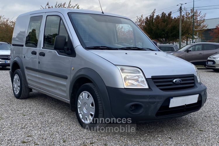 Ford Connect Fg 200C 1.8 TDCi 75ch - <small></small> 7.500 € <small>TTC</small> - #1