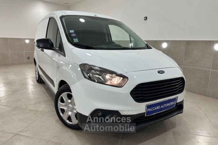 Ford Courrier COURIER ESSENCE 100CV 1ERE MAIN BOITE 6 TVA RECUP - <small></small> 12.000 € <small>TTC</small> - #1