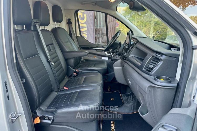 Ford Custom Transit Fg 300 L1H1 2.0 ECOBLUE 130CH TRAIL PACK ZEN CONNECT - <small></small> 30.990 € <small>TTC</small> - #10