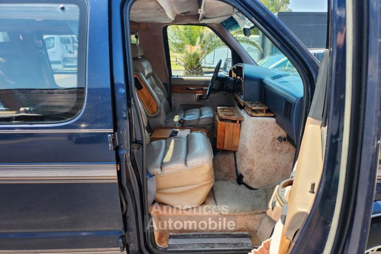 Ford Econoline Club Wagon E-150 - <small></small> 16.450 € <small>TTC</small> - #54