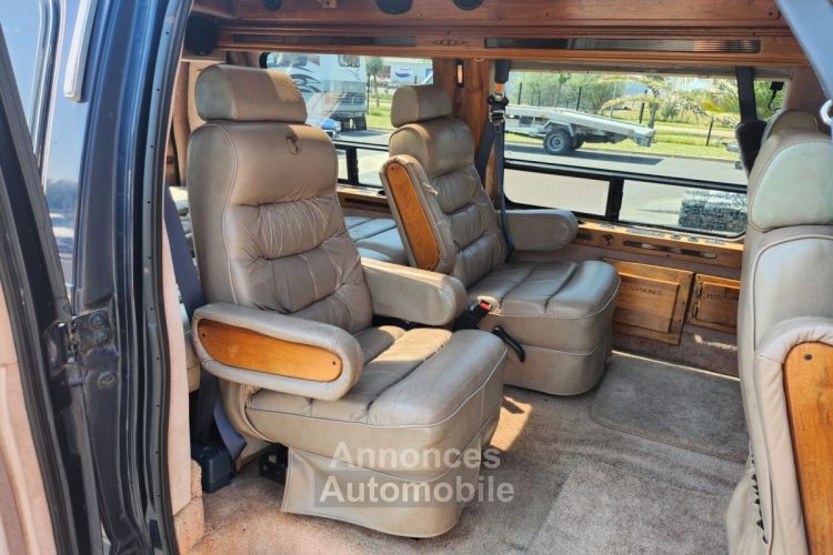 Ford Econoline Club Wagon E-150 - <small></small> 16.450 € <small>TTC</small> - #59