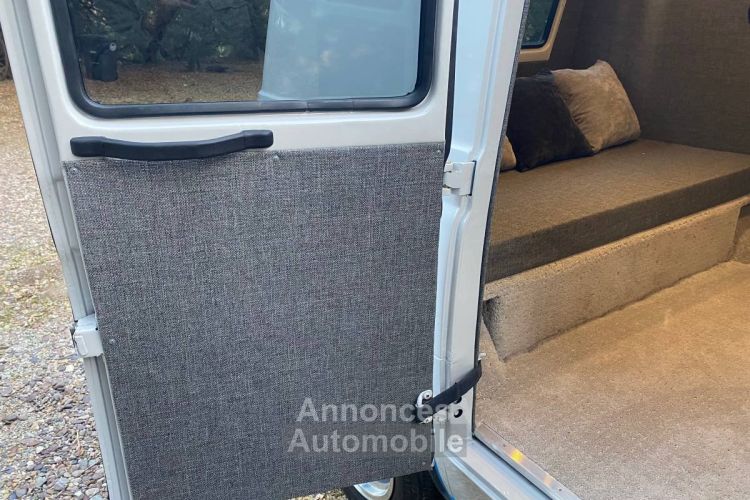 Ford Econoline Club Wagon van 100  - <small></small> 32.700 € <small>TTC</small> - #11