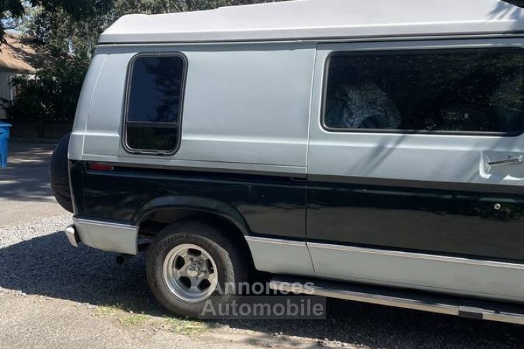 Ford Econoline Club Wagon van  - <small></small> 17.100 € <small>TTC</small> - #4