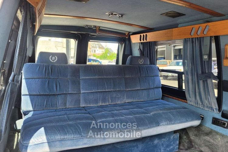 Ford Econoline Club Wagon Van E150 5.0 V8 patriot III - <small></small> 14.990 € <small>TTC</small> - #9