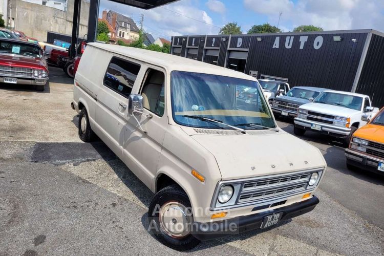 Ford Econoline Club Wagon VAN E150 5.8 V8 1978 - <small></small> 9.990 € <small>TTC</small> - #1