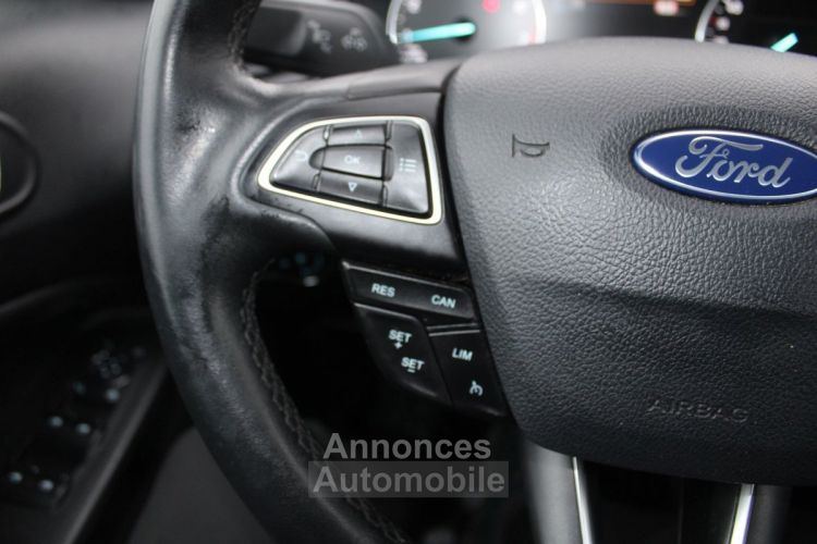 Ford Ecosport TITANIUM 125 CV ECOBOOST GPS 3D CAMÉRA USB JA 17 MI/CUIR RE BLUETOOTH RÉGULATEUR - <small></small> 11.990 € <small>TTC</small> - #11