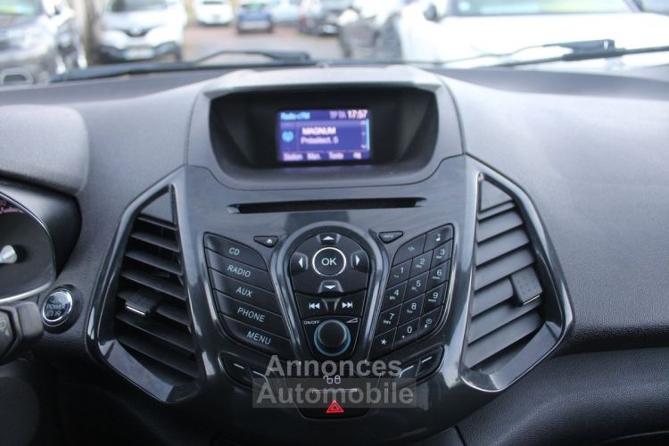 Ford Ecosport TITANIUM TDCI 95 CV ÉCRAN COULEUR USB JA 17 ATTELAGE RADAR BLUETOOTH RÉGULATEUR - <small></small> 10.990 € <small>TTC</small> - #13