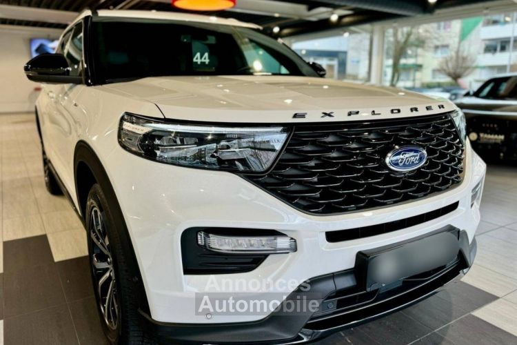 Ford Explorer 3.0 457ch PHEV ST-Line i-AWD - <small></small> 54.900 € <small>TTC</small> - #3