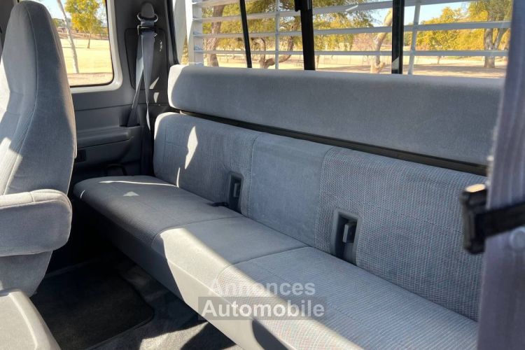 Ford F250 4x4  - <small></small> 22.800 € <small>TTC</small> - #11