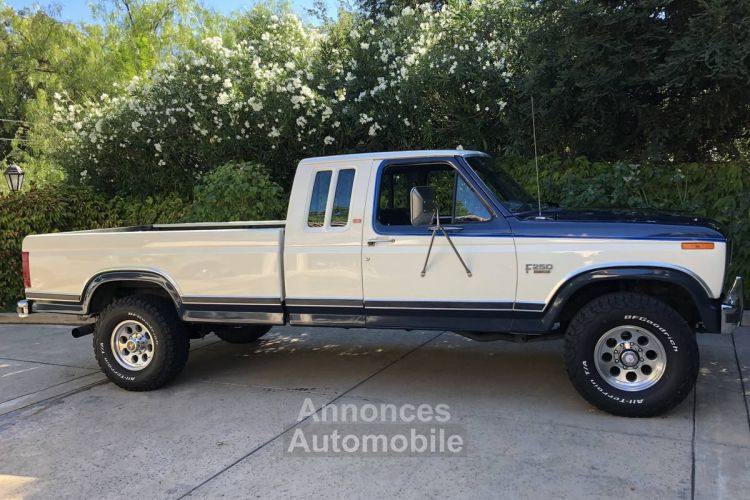 Ford F250 F-250  - <small></small> 19.000 € <small>TTC</small> - #1